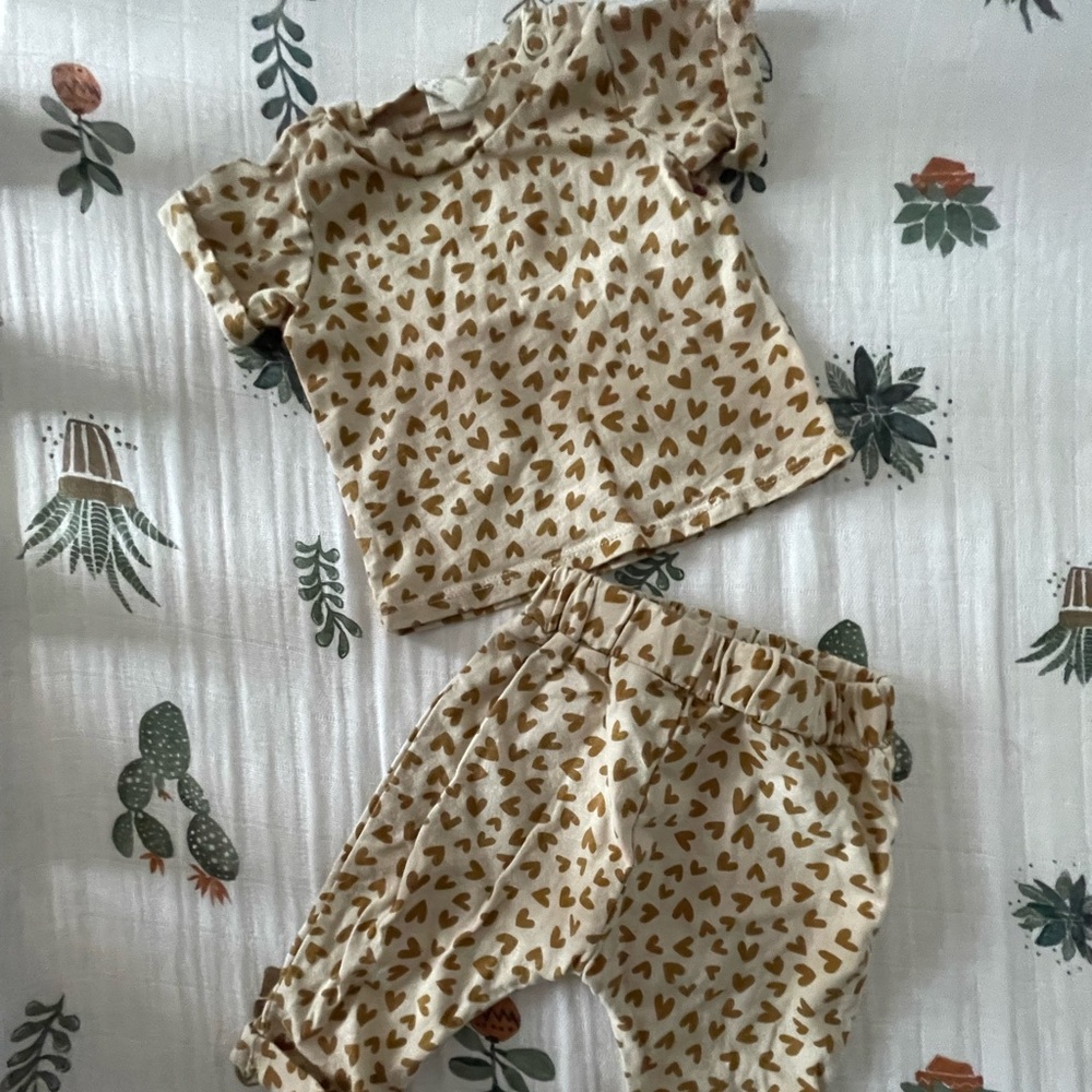 Two piece baby set
